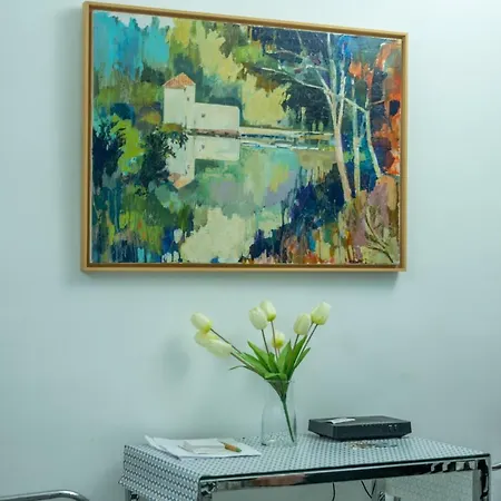 En Monumento Historico Nacional Corral Del Conde-duque De Olivares Appartement