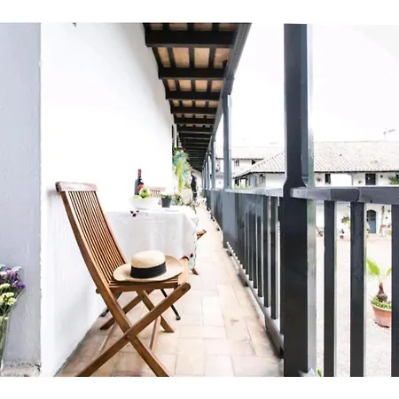 En Monumento Historico Nacional Corral Del Conde-duque De Olivares Appartement