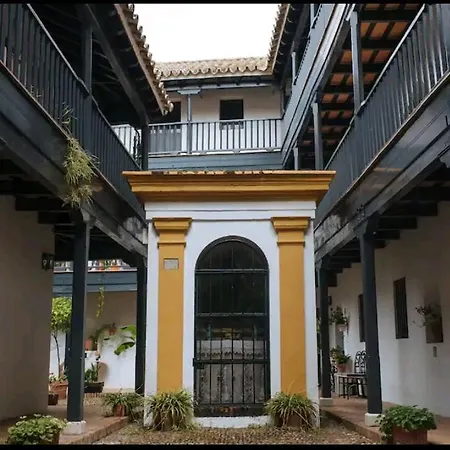 Appartement En Monumento Historico Nacional Corral Del Conde-duque De Olivares