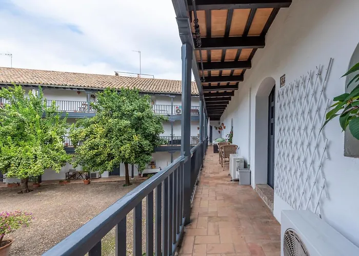 Apartament En Monumento Historico Nacional Corral Del Conde-duque De Olivares Sewilla