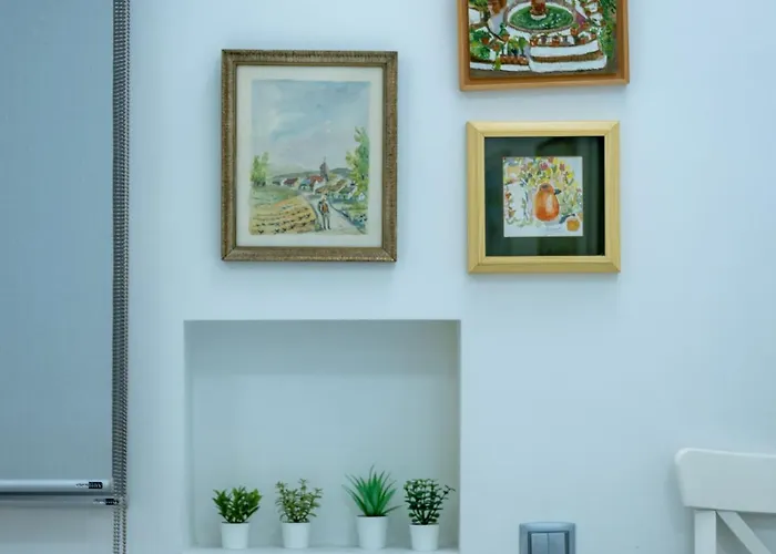 En Monumento Historico Nacional Corral Del Conde-duque De Olivares Apartament
