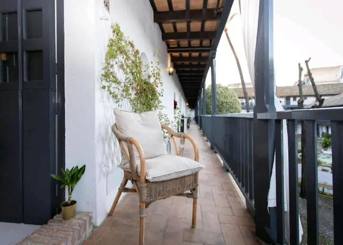 En Monumento Historico Nacional Corral Del Conde-duque De Olivares Apartament